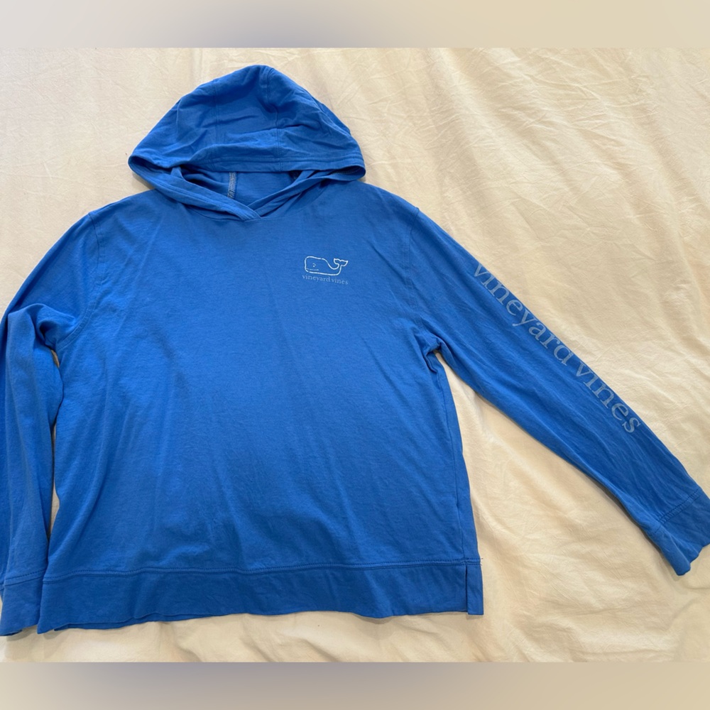 Girls, vineyard, vines, blue hooded long sleeve tee,NWOT